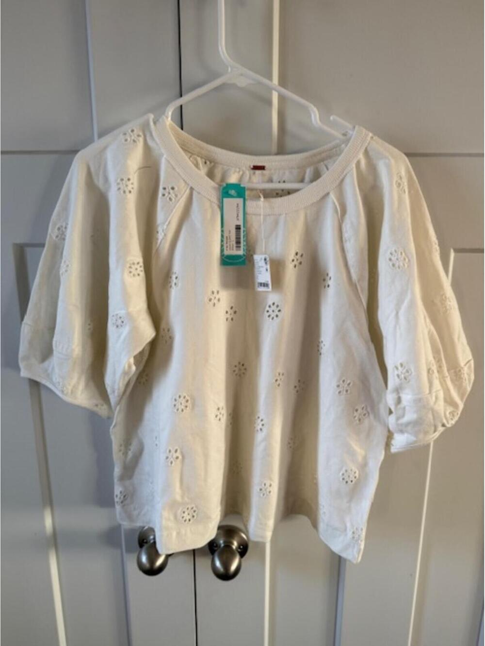NWT Free People Jessie Eyelet puff sleeve top in cream size XL